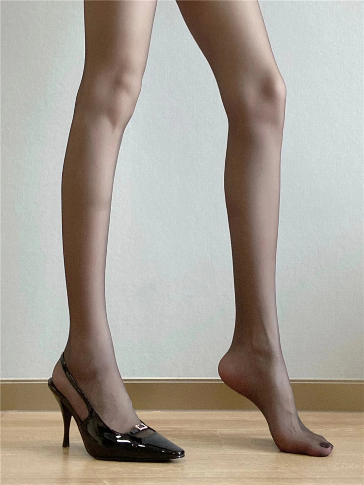 2025 Black High-Heeled Sandals for Women, Square Buckle Rhinestone Detail, Closed-Toe Thin Heel Fashion Footwear