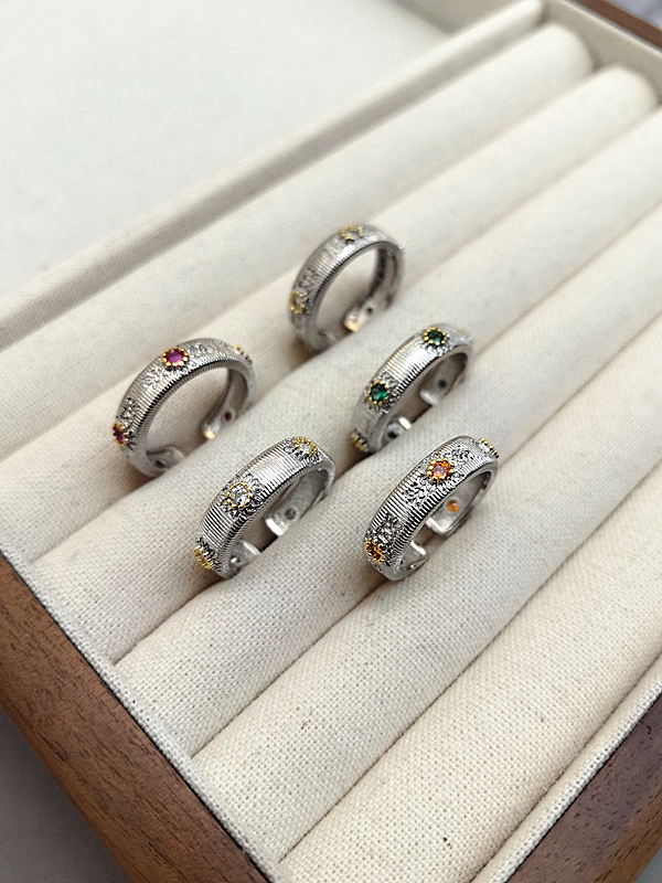 2025 Gold-Plated Snowflake Gemstone Ring for Women, Light Luxury Open-Set Zircon Trendy Fashion Accessory 2025 Gold-Plated Snowflake Gemstone Ring for Women, Light Luxury Open-Set Zircon Trendy Fashion Accessory