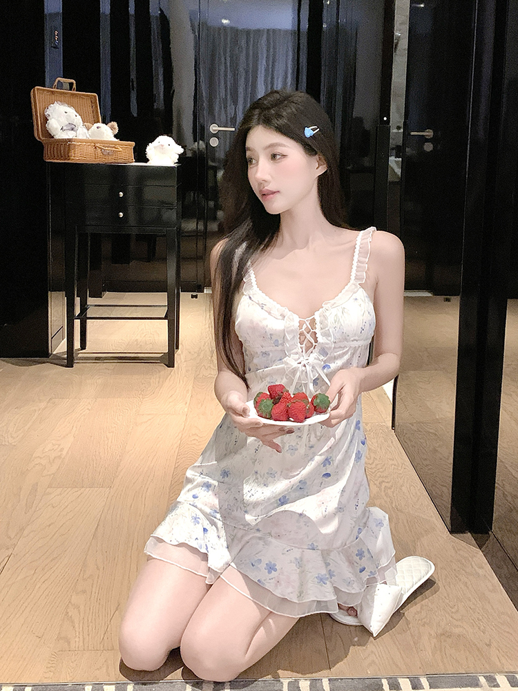 2025 New Style Oil Painting Lace Sexy Nightgown for Women - Summer Fairy Sleepwear with Chest Pad Home Dress 2025 New Style Oil Painting Lace Sexy Nightgown for Women - Summer Fairy Sleepwear with Chest Pad Home Dress