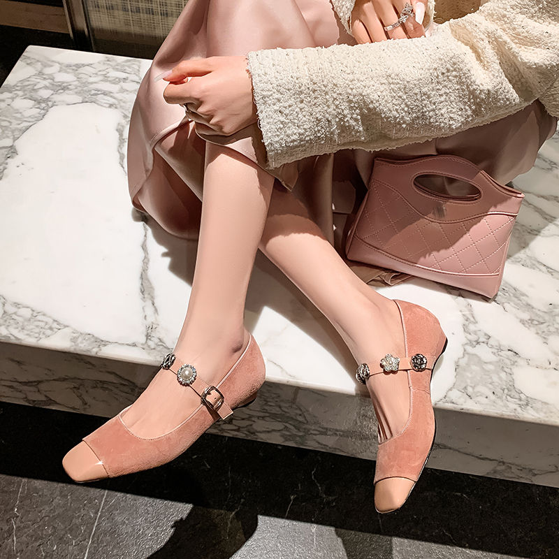 2025 New Women's French Low-Heeled Mary Jane Flats with Pearl Buckle - Genuine Leather, Square-Toe, Chanel-Style, Shallow Mouth