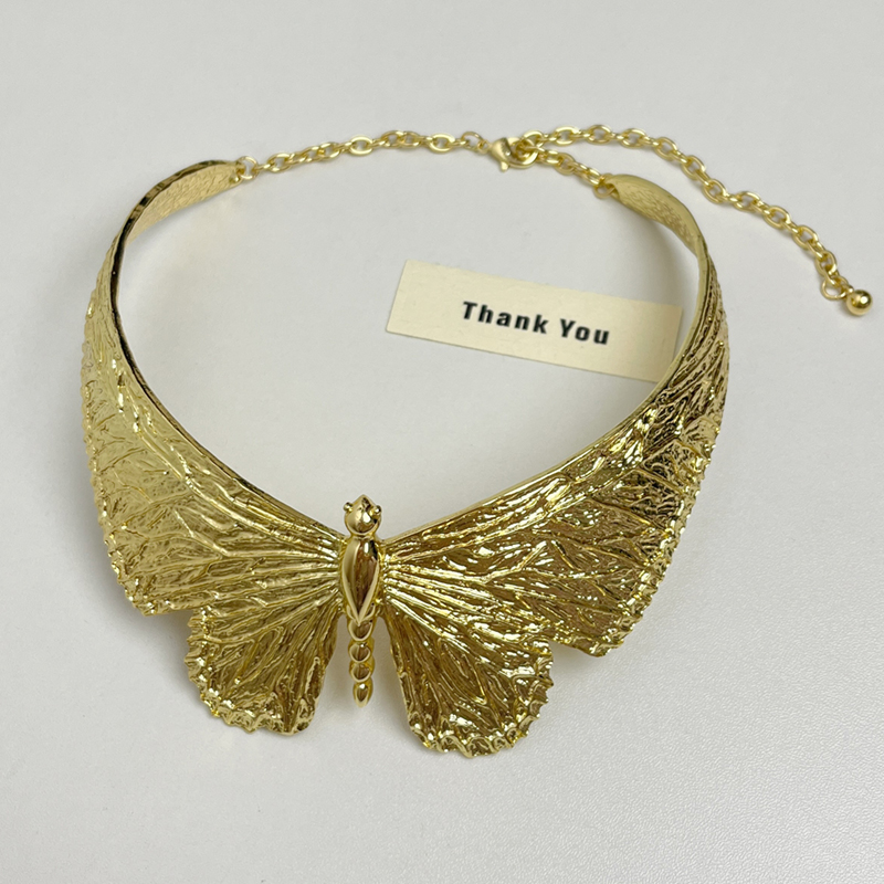 2025 Oversized Butterfly Wing Choker Necklace for Women â€“ Exaggerated Wide Chain, European & American Heavy Industry Style