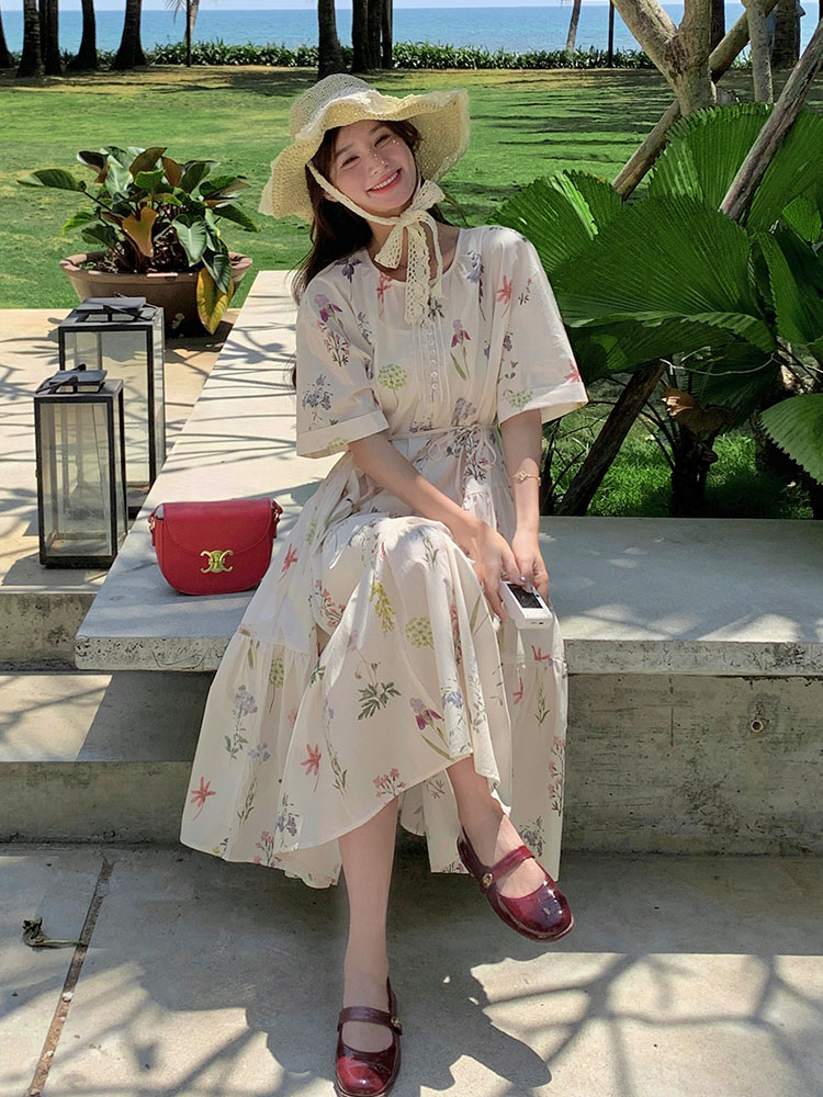 2025 Summer Forest Style Loose Floral Dress for Women - Youthful Mid-Length A-Line Skirt Trend 2025 Summer Forest Style Loose Floral Dress for Women - Youthful Mid-Length A-Line Skirt Trend