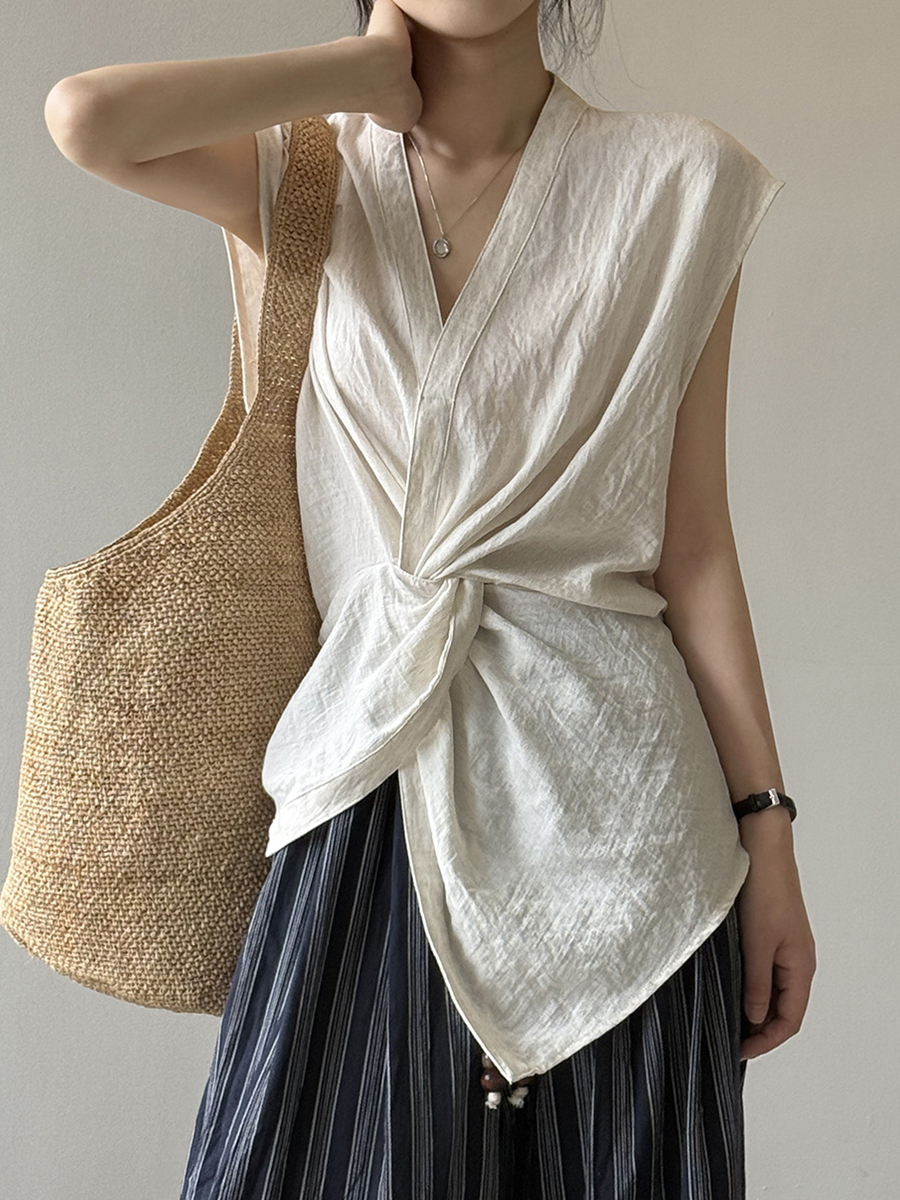 2025 Summer French V-Neck Knotted Sleeveless Blouse for Women, High-End Fitted Linen Top, Chic Casual Style