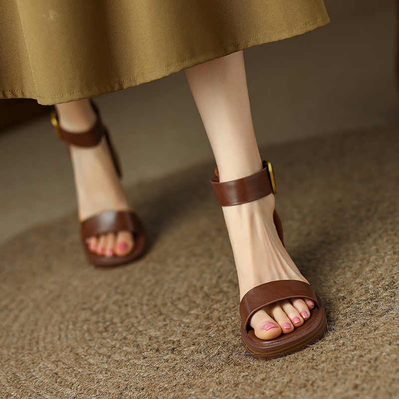 2025 Summer Women's Chunky Heeled Sandals, Open Toe Waterproof Platform, Thick Sole Retro Roman Style Footwear 2025 Summer Women's Chunky Heeled Sandals, Open Toe Waterproof Platform, Thick Sole Retro Roman Style Footwear