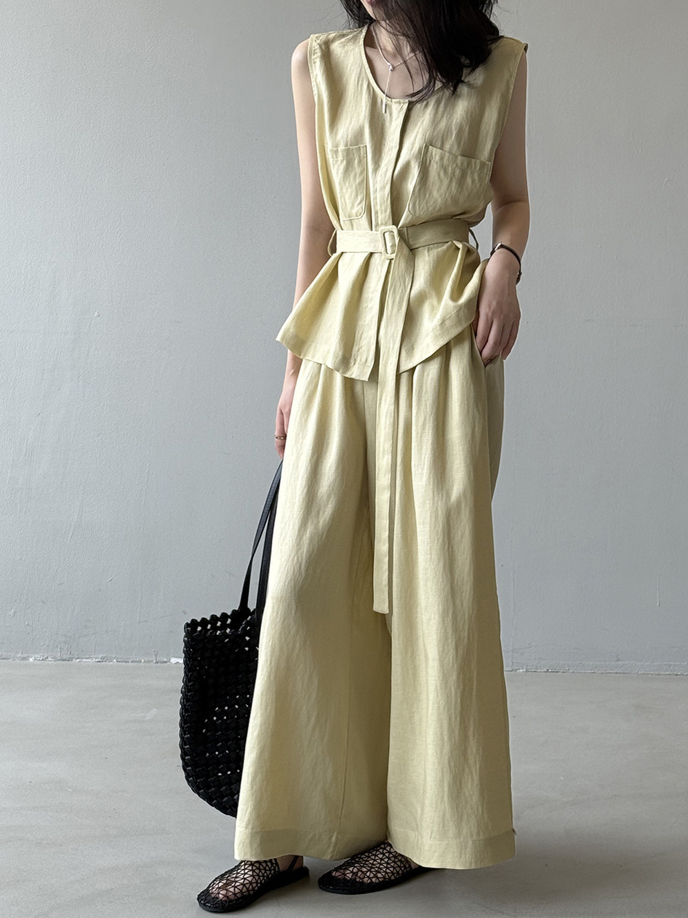 2025 Summer Women's Old Money Wind Silk Linen Tank Top & Casual Wide Leg Pants Two-Piece Set - Chic Vintage Style 2025 Summer Women's Old Money Wind Silk Linen Tank Top & Casual Wide Leg Pants Two-Piece Set - Chic Vintage Style