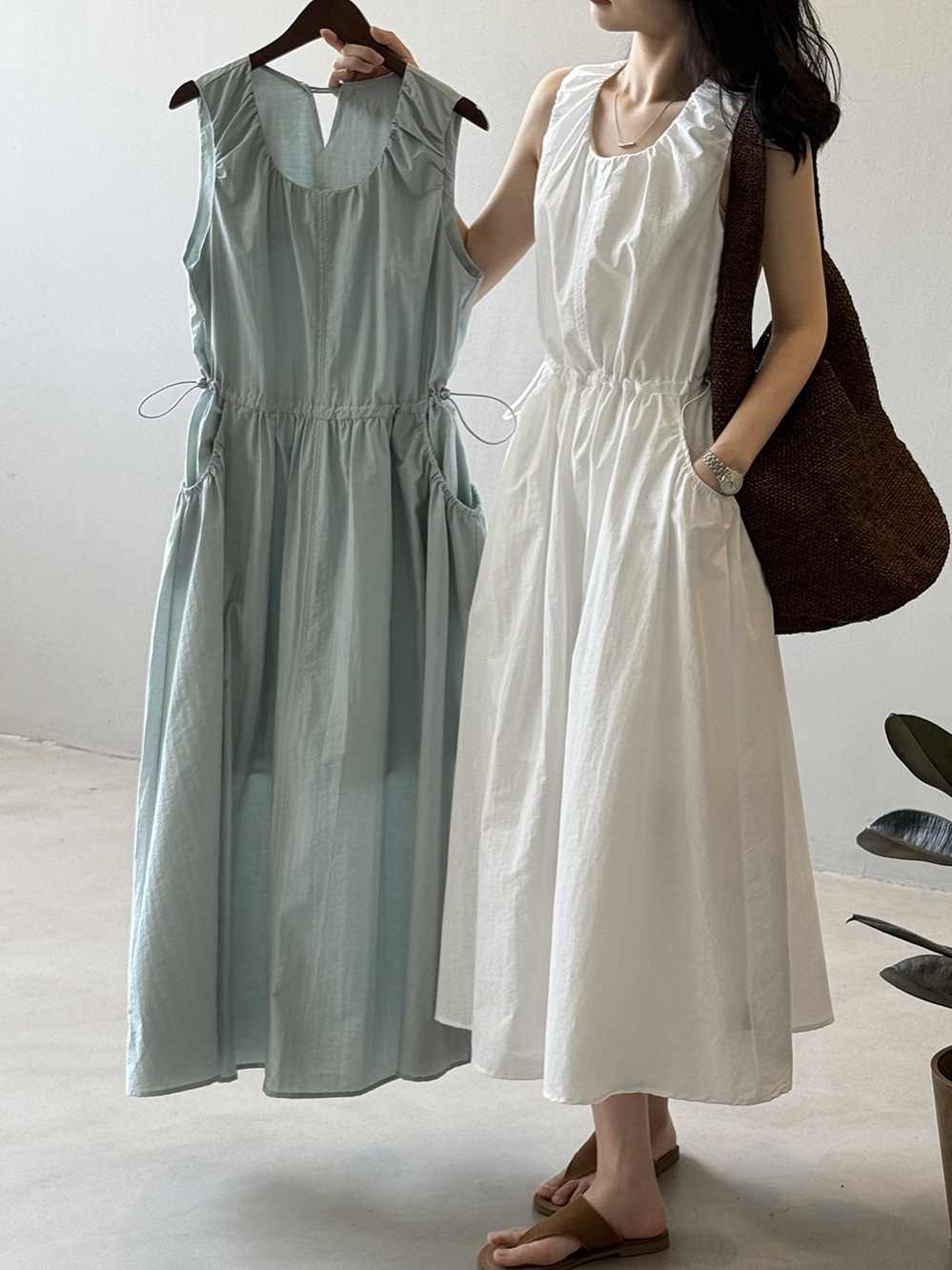 2025 Summer Women's Sleeveless Waist-Cinching Drawstring Dress, Slimming French Long Style, Unique and Chic for Effortless Fashion