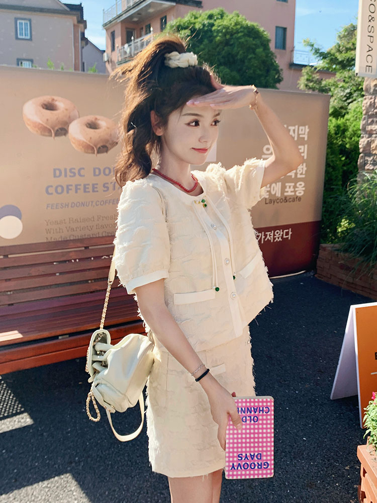 2025 Summer Women's Sweet Two-Piece Set Dress - Small Fragrant Wind Suit Top and Skirt for Petite Sizes 2025 Summer Women's Sweet Two-Piece Set Dress - Small Fragrant Wind Suit Top and Skirt for Petite Sizes