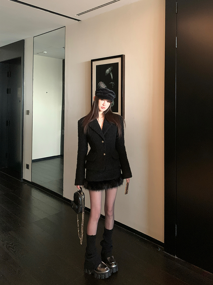 60% Merino Wool Suit Jacket and A-Line Skirt Set for Women - Chic Woolen Ensemble for Fall and Winter Fashion 60% Merino Wool Suit Jacket and A-Line Skirt Set for Women - Chic Woolen Ensemble for Fall and Winter Fashion
