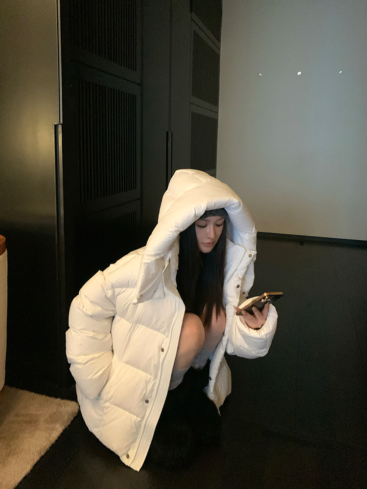 90% White Duck Down Cloud Zero Pressure Hooded Long Knee-Length Winter Down Jacket for Women 90% White Duck Down Cloud Zero Pressure Hooded Long Knee-Length Winter Down Jacket for Women