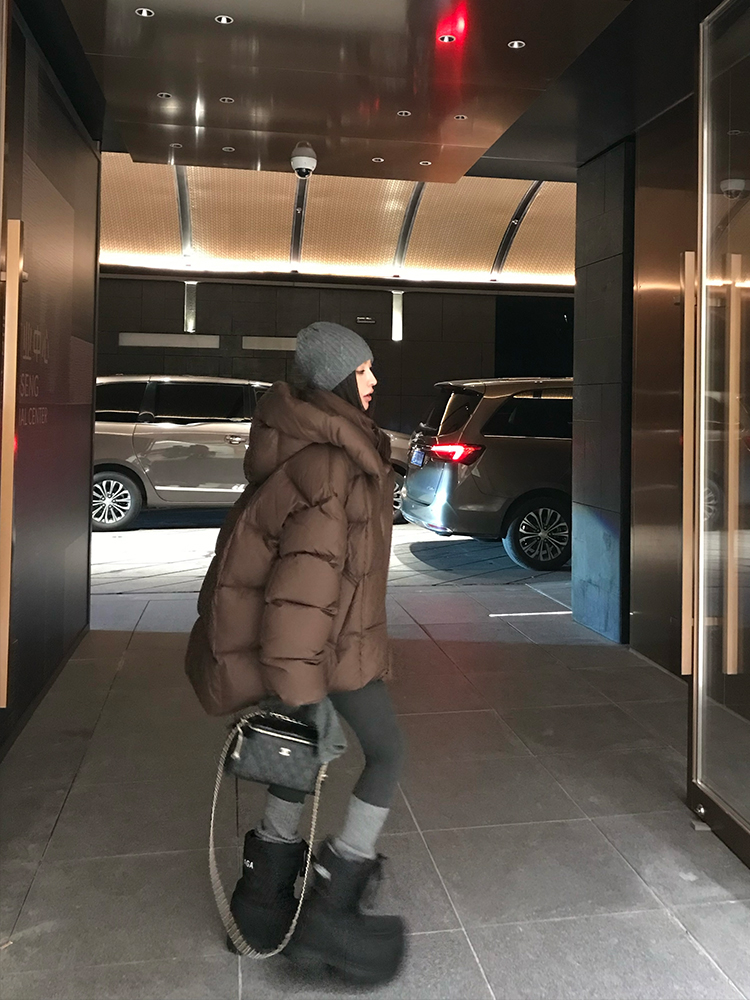 90% White Duck Down Cloud Zero Pressure Hooded Long Knee-Length Winter Down Jacket for Women 90% White Duck Down Cloud Zero Pressure Hooded Long Knee-Length Winter Down Jacket for Women