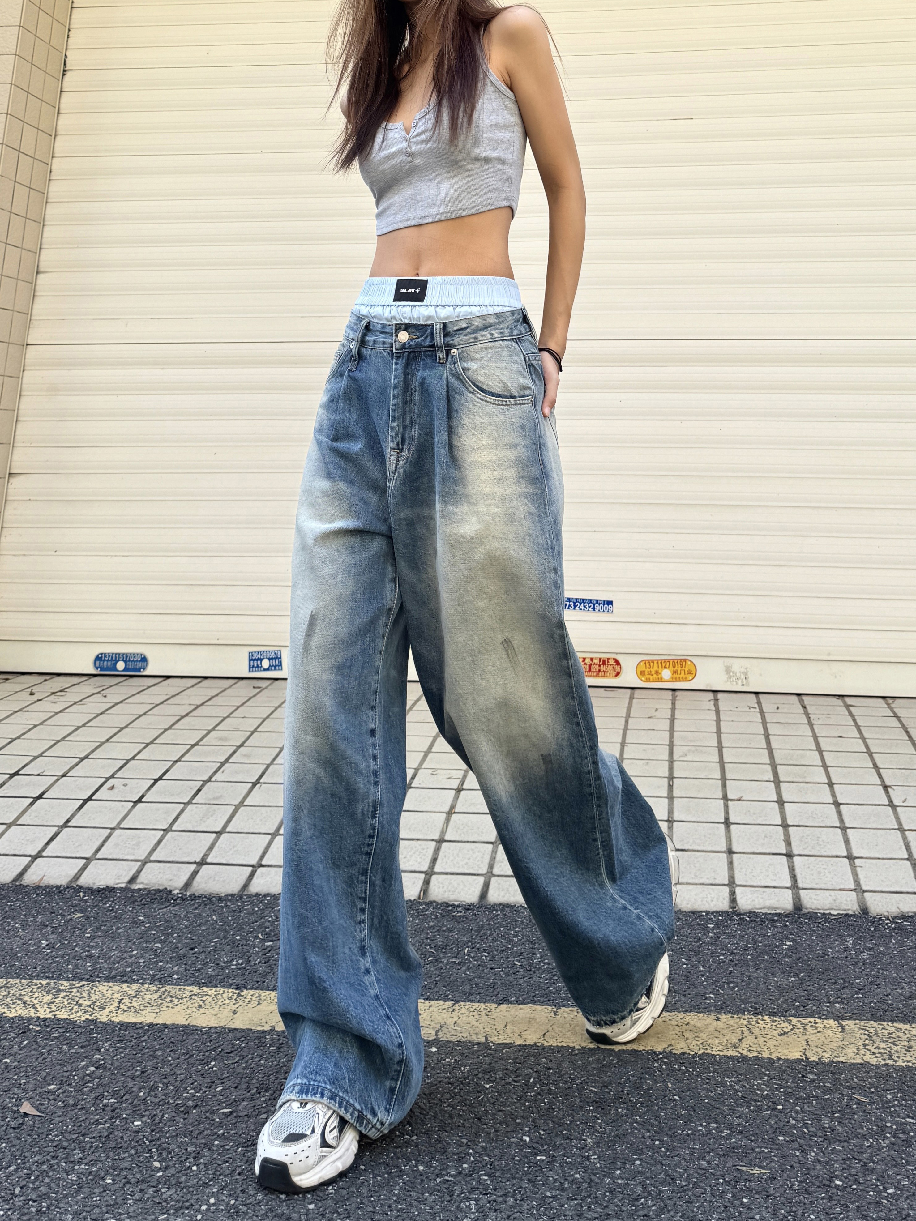 90s Inspired Loose Fit Tie-Dye Wide-Leg Jeans for Women - Retro Hip-Hop Street Style, Slimming Design, Casual Blue Wash 90s Inspired Loose Fit Tie-Dye Wide-Leg Jeans for Women - Retro Hip-Hop Street Style, Slimming Design, Casual Blue Wash