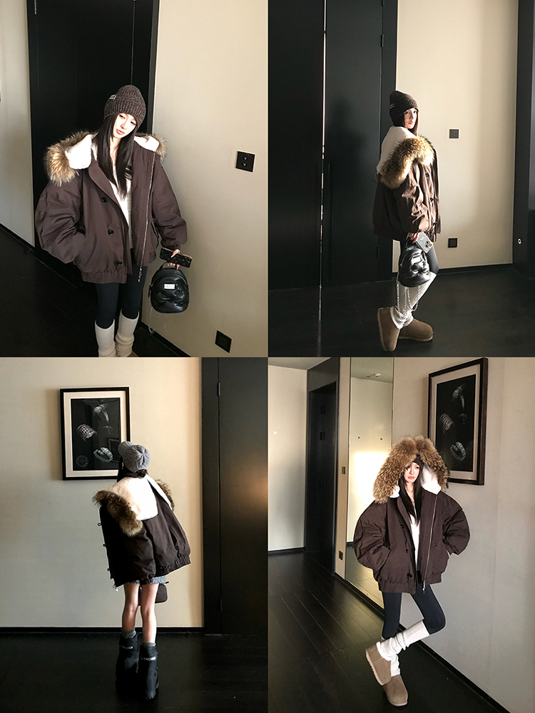 90s Inspired Women's White Duck Down Jacket with Large Raccoon Fur Collar - Thick Warm Winter Coat 90s Inspired Women's White Duck Down Jacket with Large Raccoon Fur Collar - Thick Warm Winter Coat