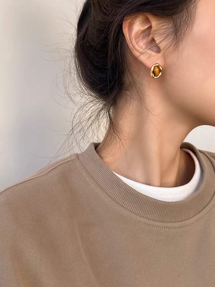 925 Silver Geometric Stud Earrings - Vintage-Inspired Melard Design for an Elegant Look