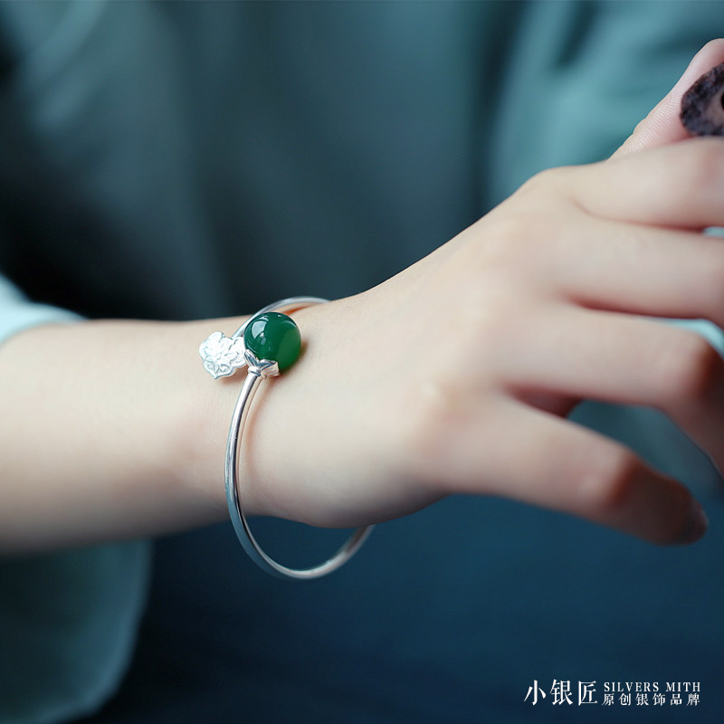 925 Sterling Silver Open-Ended Ruyi Bracelet for Women with Natural Green Agate Crystal - Simple Elegant Longevity Design