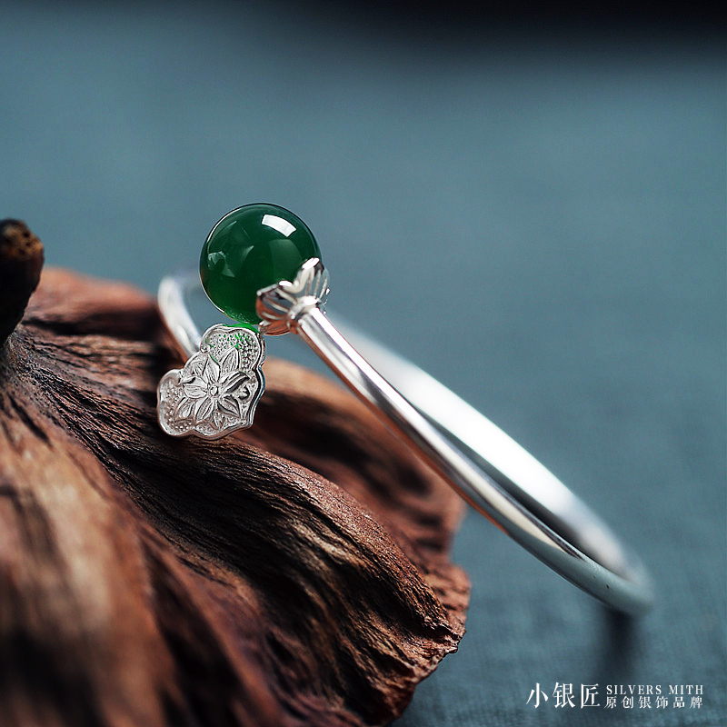 925 Sterling Silver Open-Ended Ruyi Bracelet for Women with Natural Green Agate Crystal - Simple Elegant Longevity Design 925 Sterling Silver Open-Ended Ruyi Bracelet for Women with Natural Green Agate Crystal - Simple Elegant Longevity Design