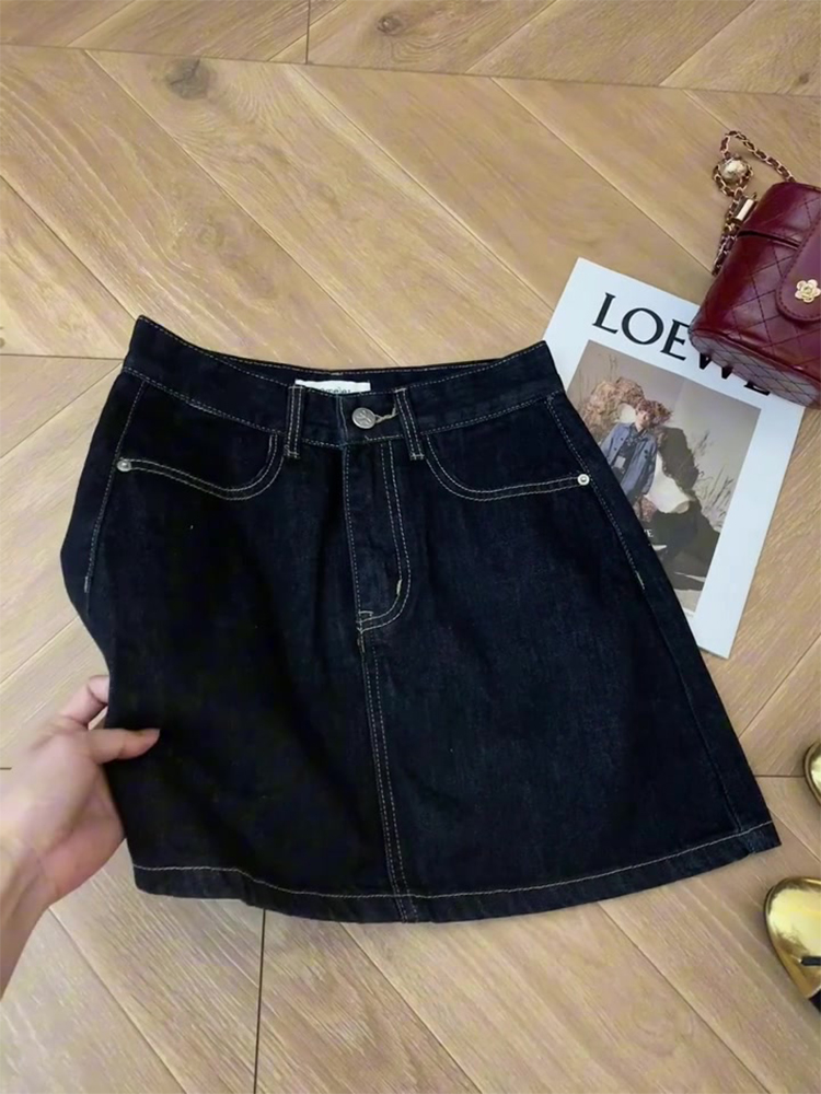 A-Line Denim Mini Skirt with Back Pocket Heart Embroidery - Summer Vintage Korean Style, Versatile Fashion Essential A-Line Denim Mini Skirt with Back Pocket Heart Embroidery - Summer Vintage Korean Style, Versatile Fashion Essential