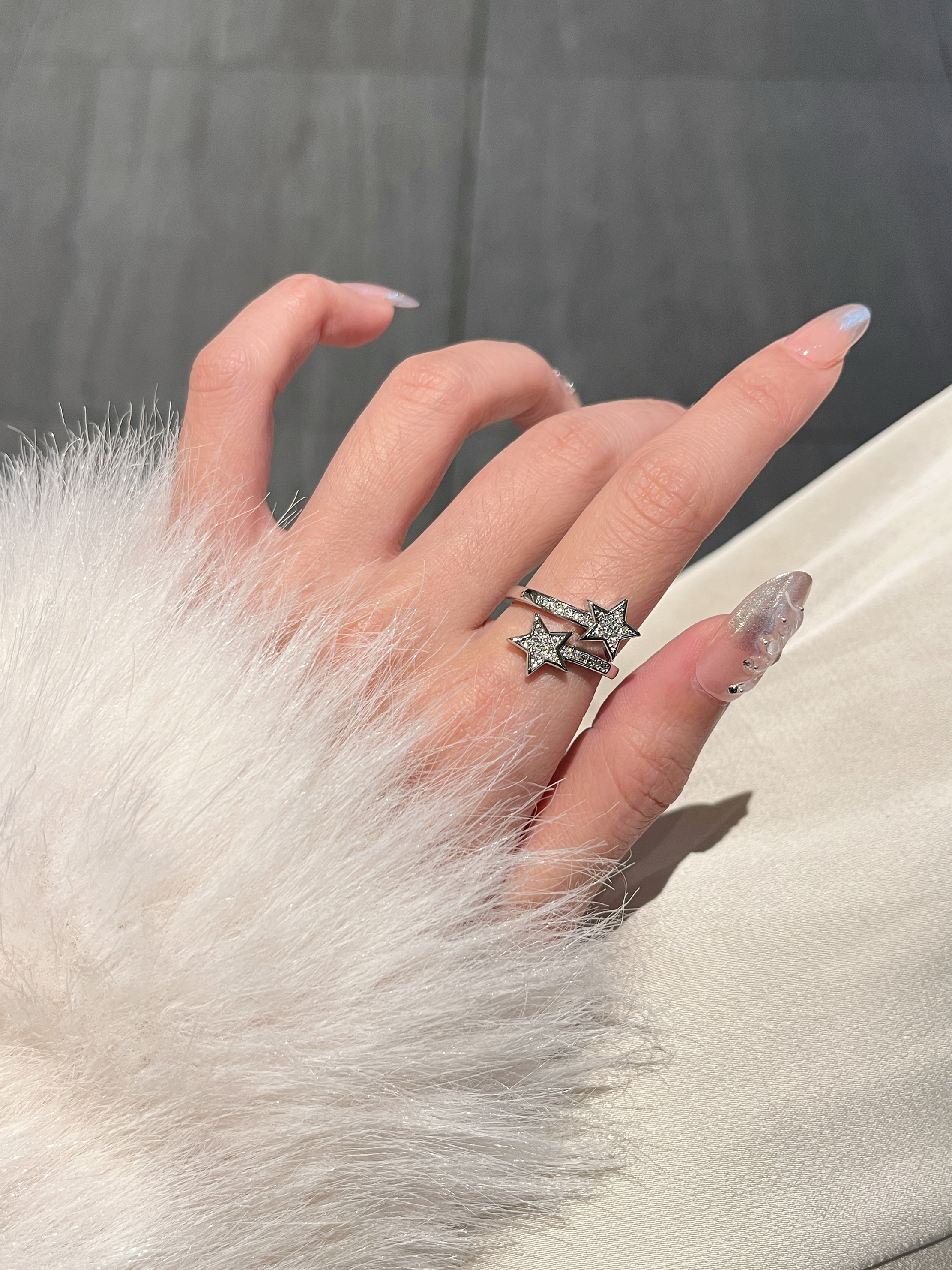 Adjustable Diamond-Studded Five-Pointed Star Ring for Women - Korean Style, Light Luxury, Trendy & Cool Niche Design Adjustable Diamond-Studded Five-Pointed Star Ring for Women - Korean Style, Light Luxury, Trendy & Cool Niche Design