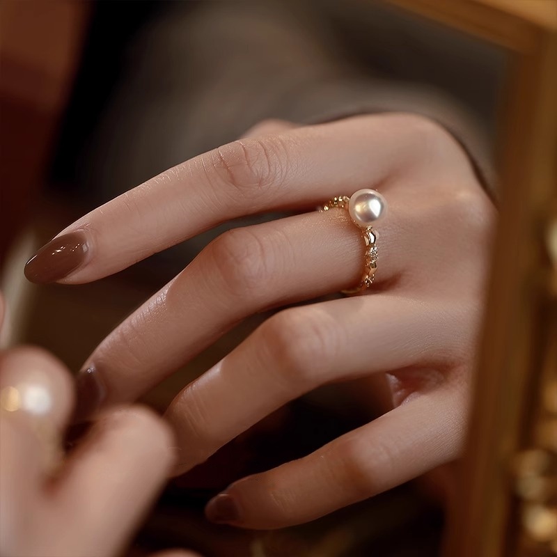 Adjustable Open Pearl Ring with Vintage High-End Style - Elegant Fashion Accessory