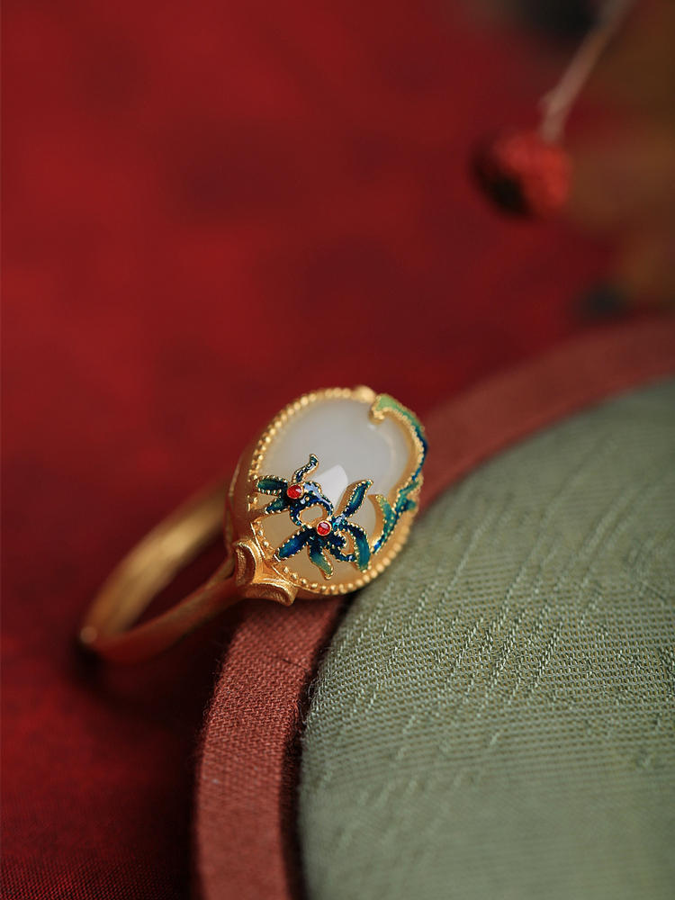 Adjustable Silver Ring with Natural Hetian Jade and Gold Inlay, Elegant Women's Jewelry, High-End National Style, 18K Gold-Plated Adjustable Silver Ring with Natural Hetian Jade and Gold Inlay, Elegant Women's Jewelry, High-End National Style, 18K Gold-Plated