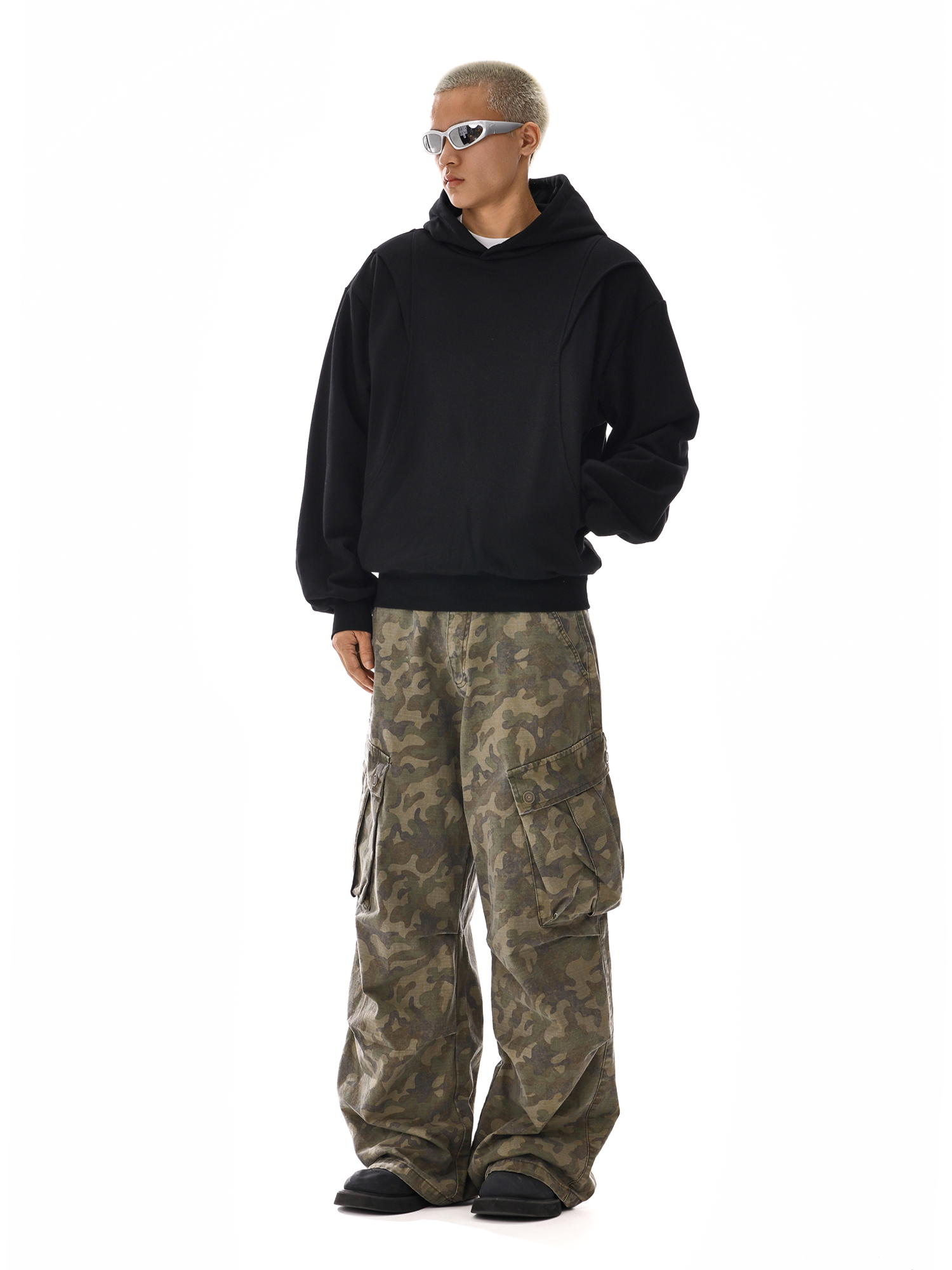 American Retro Deconstructed Patchwork Boxy Commuter Hoodie for Men and Women - Oversized Casual 90s Short Jacket American Retro Deconstructed Patchwork Boxy Commuter Hoodie for Men and Women - Oversized Casual 90s Short Jacket