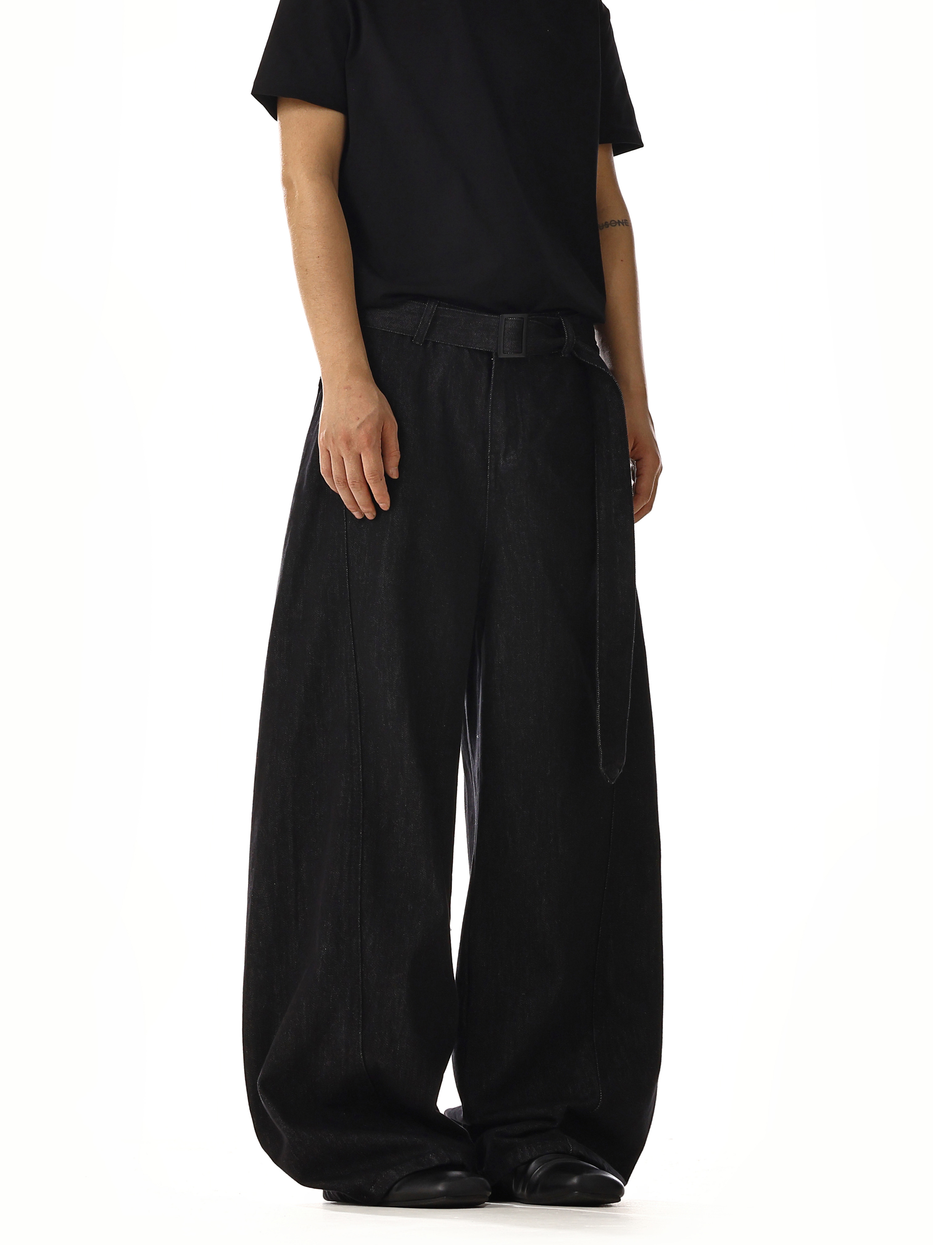 American Retro High Street Unisex Loose Black Jeans with Adjustable Waist - Versatile Wide-Leg Straight Pants for 90s Style Fashion American Retro High Street Unisex Loose Black Jeans with Adjustable Waist - Versatile Wide-Leg Straight Pants for 90s Style Fashion