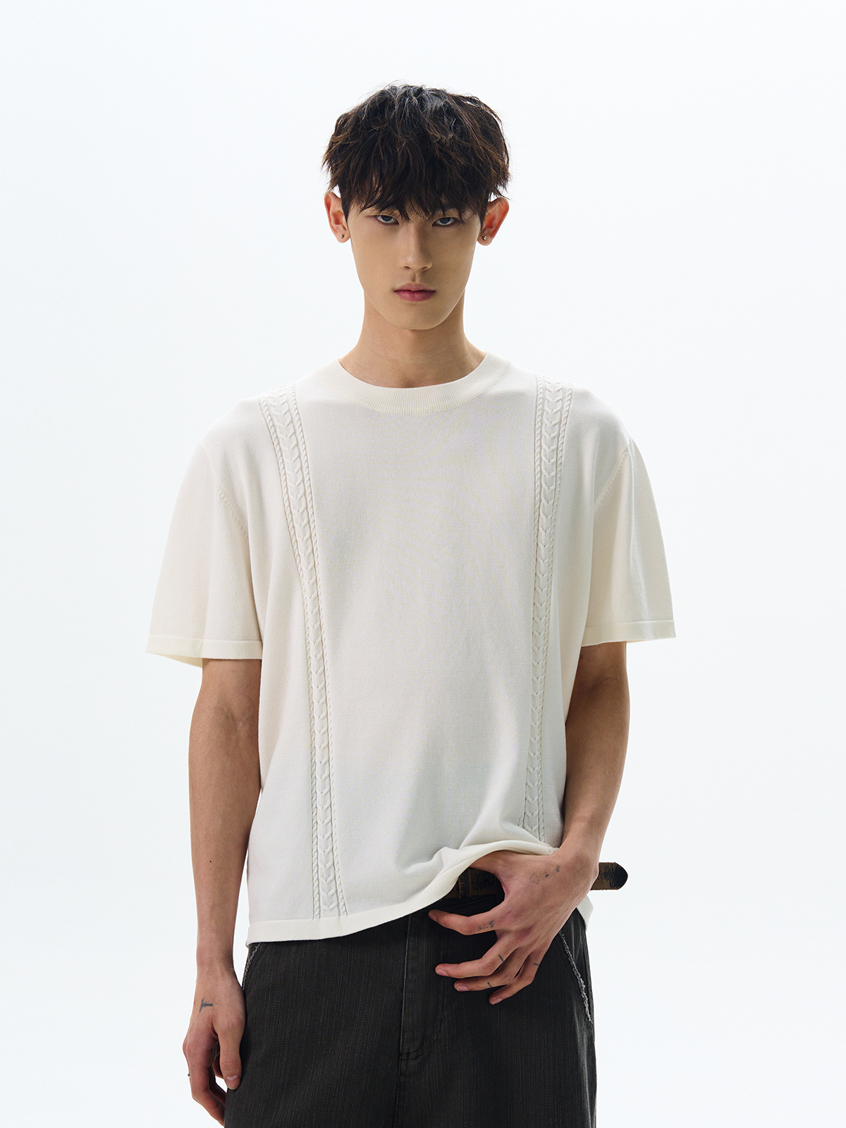 American Retro Vintage Short-Sleeve T-Shirt for Men and Women, Skin-Friendly Knit Top, Cool Casual Style American Retro Vintage Short-Sleeve T-Shirt for Men and Women, Skin-Friendly Knit Top, Cool Casual Style