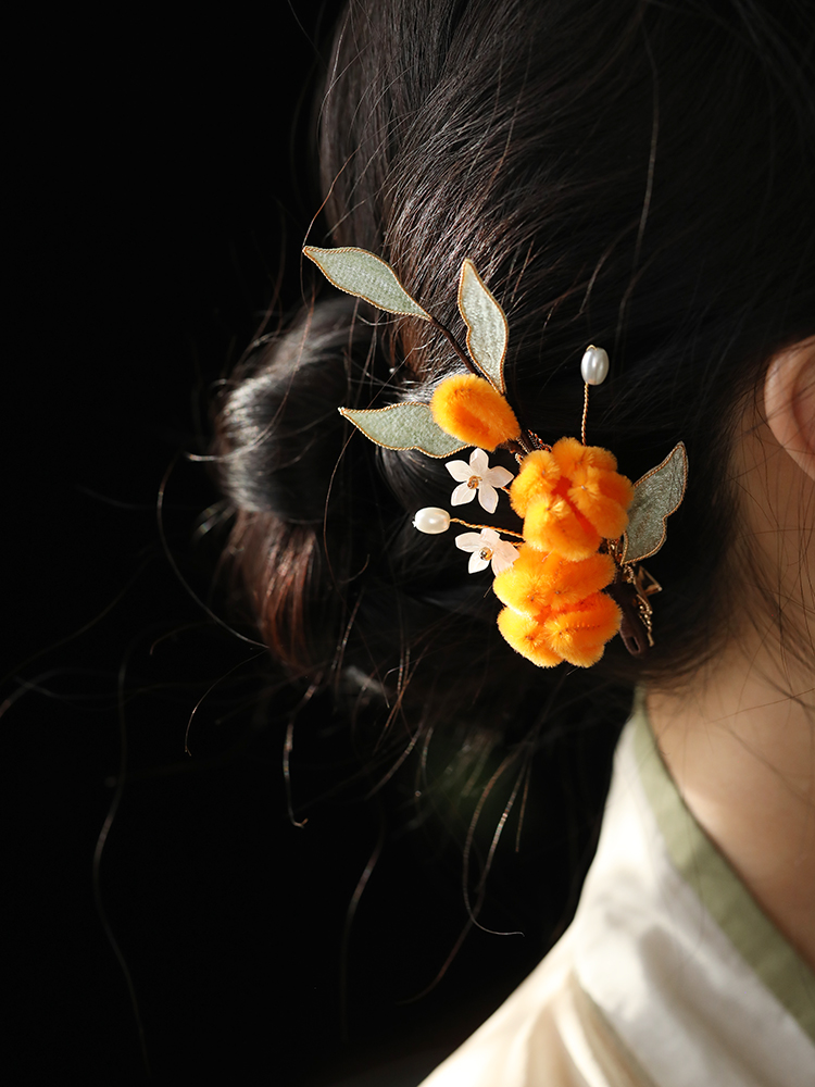 Ancient Style Floral Hairpin - Tang Dynasty Hanfu Side Bun Accessory, Imitation Velvet Butterfly Hair Clip, New Chinese Fashion Ancient Style Floral Hairpin - Tang Dynasty Hanfu Side Bun Accessory, Imitation Velvet Butterfly Hair Clip, New Chinese Fashion