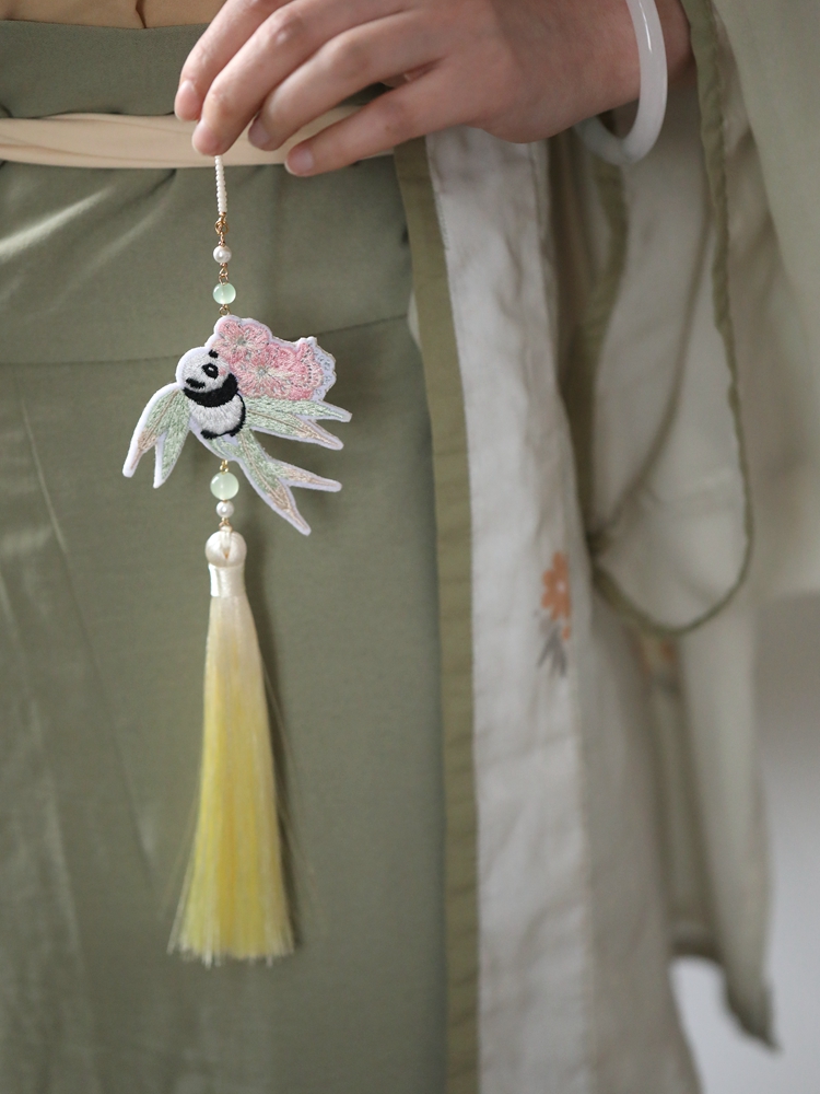 Ancient Style Hanfu Accessories with Embroidered Tassel Pendants and Qipao Collar Clips - Cute National Style Decorations for Daily Use Ancient Style Hanfu Accessories with Embroidered Tassel Pendants and Qipao Collar Clips - Cute National Style Decorations for Daily Use