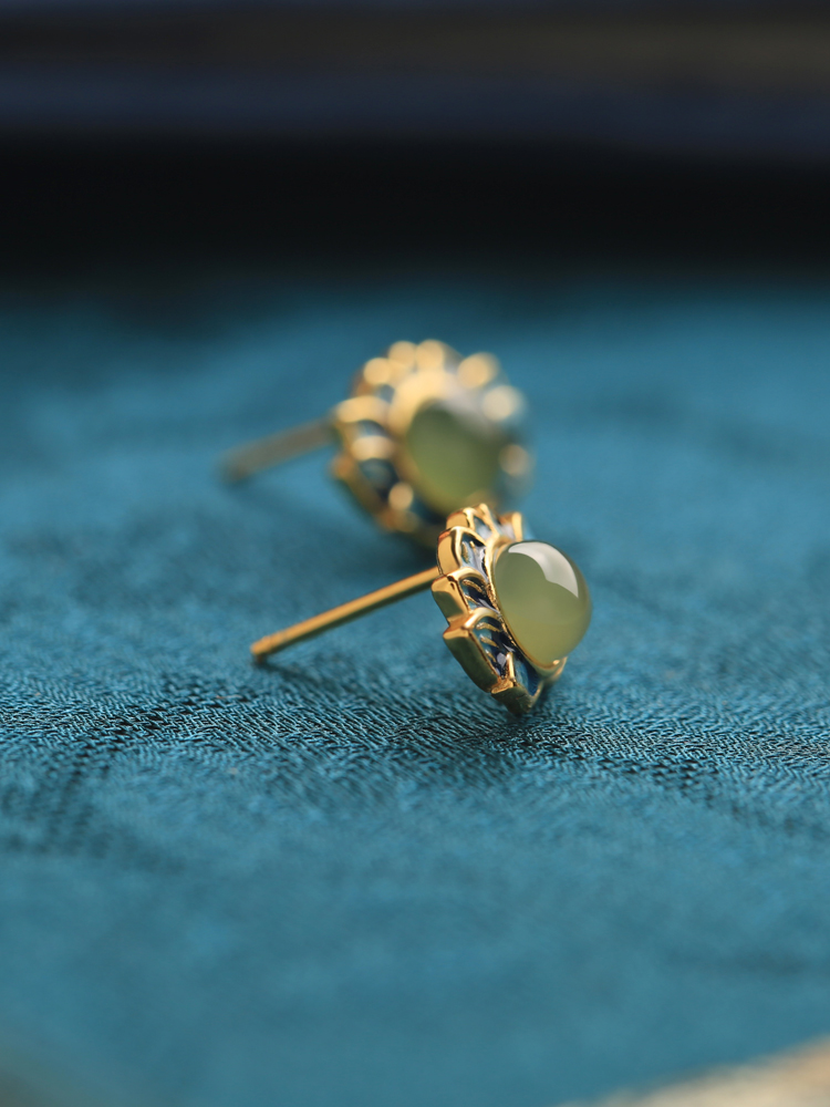 Ancient Style Retro Lotus Hetian Jade Pure Silver Earrings for Women, High-Quality Enamel Design, Elegant Fashion Jewelry Ancient Style Retro Lotus Hetian Jade Pure Silver Earrings for Women, High-Quality Enamel Design, Elegant Fashion Jewelry