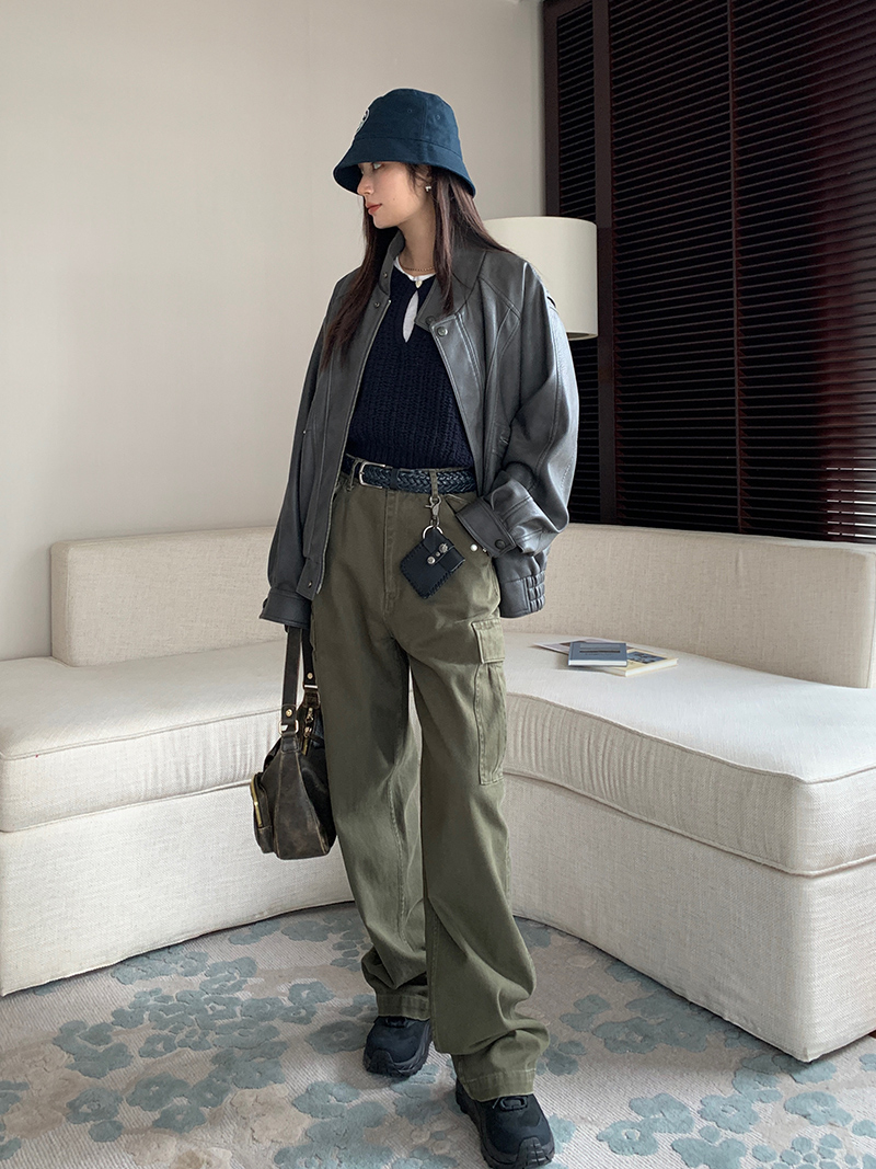 Army Green Multi-Pocket Straight Leg Work Pants for Women | Loose Slim Casual Vintage Style Wide Leg Trousers Army Green Multi-Pocket Straight Leg Work Pants for Women | Loose Slim Casual Vintage Style Wide Leg Trousers