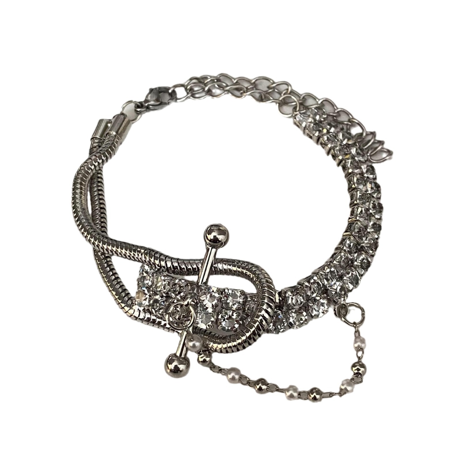 Asymmetrical Cold Shoulder Choker Necklace with Sparkling Diamonds - Cool Style Light Luxury Niche Jewelry for Trendy Looks Asymmetrical Cold Shoulder Choker Necklace with Sparkling Diamonds - Cool Style Light Luxury Niche Jewelry for Trendy Looks