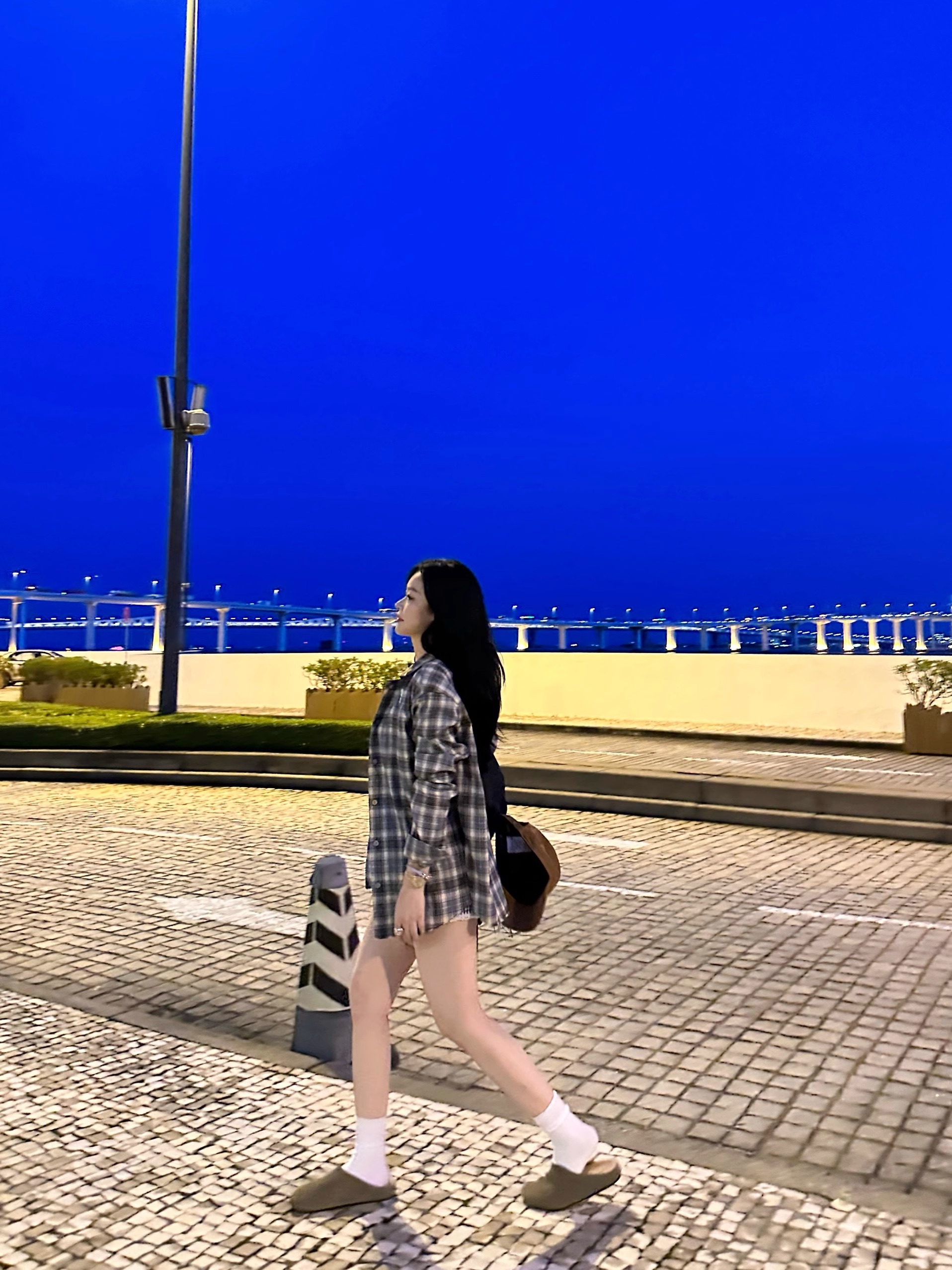 Autumn Blue-Gray Plaid Shirt - Youthful Campus Style, Vintage-Inspired, Perfect for 90s and Y2K Fashion Trends Autumn Blue-Gray Plaid Shirt - Youthful Campus Style, Vintage-Inspired, Perfect for 90s and Y2K Fashion Trends