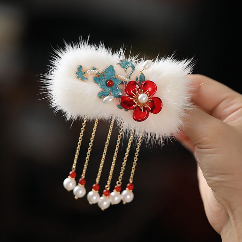 Autumn Winter Tassel Fur Hair Clip for Women, Ancient Style Side Clip Headpiece, Hanfu Accessory, White Autumn Winter Tassel Fur Hair Clip for Women, Ancient Style Side Clip Headpiece, Hanfu Accessory, White