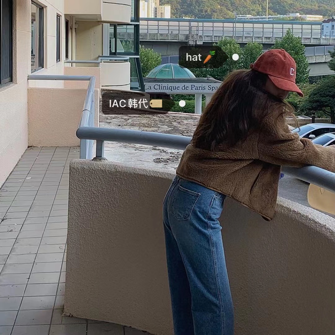 Baby Sauce Letter C 3D Embroidery Corduroy Duckbill Baseball Cap - Korean Style Autumn/Winter Edition Baby Sauce Letter C 3D Embroidery Corduroy Duckbill Baseball Cap - Korean Style Autumn/Winter Edition