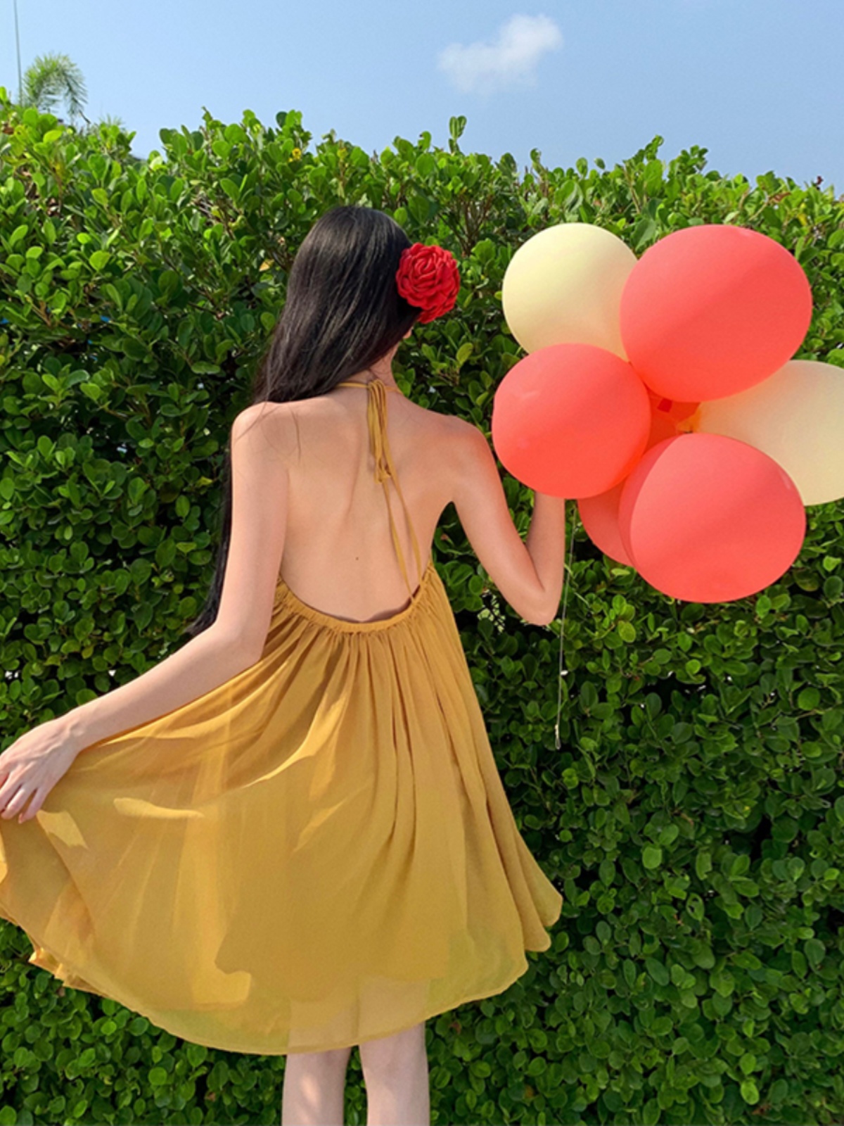 Backless Halter Chiffon Dress - Petite Beachside Short Skirt for Hot Girl Summer Vibes, Perfect for Sanya Vacation Backless Halter Chiffon Dress - Petite Beachside Short Skirt for Hot Girl Summer Vibes, Perfect for Sanya Vacation