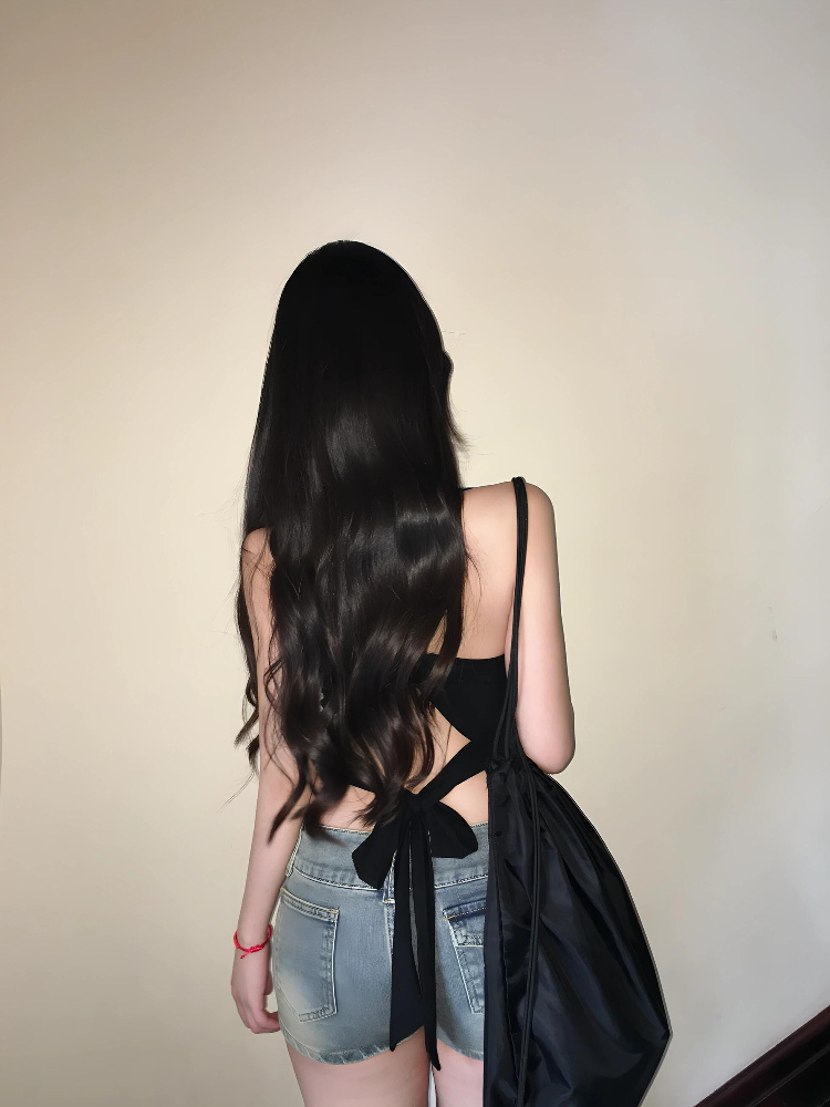 Backless Halter Neck Camisole for Women - American-Style Sexy Slim Fit Summer Top 2025 Backless Halter Neck Camisole for Women - American-Style Sexy Slim Fit Summer Top 2025