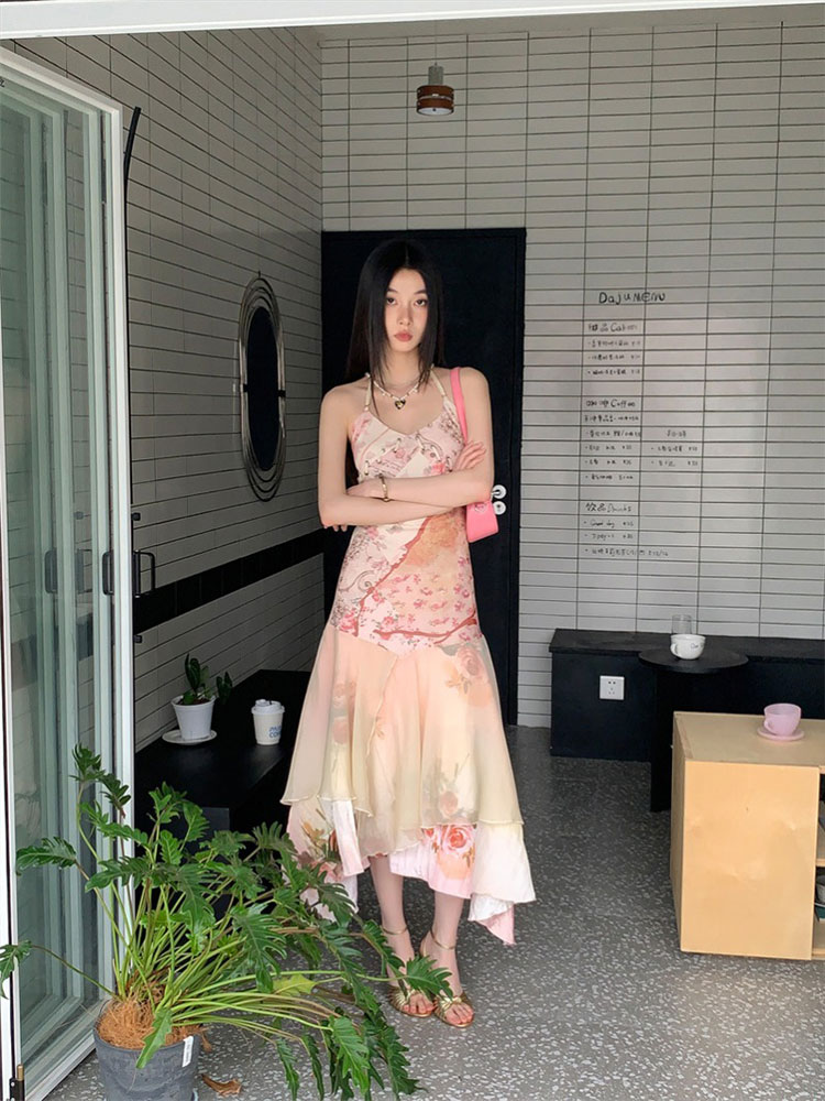 Backless Printed Spaghetti Strap Dress - Eccentric Slim A-Line Summer Vacation Style Backless Printed Spaghetti Strap Dress - Eccentric Slim A-Line Summer Vacation Style