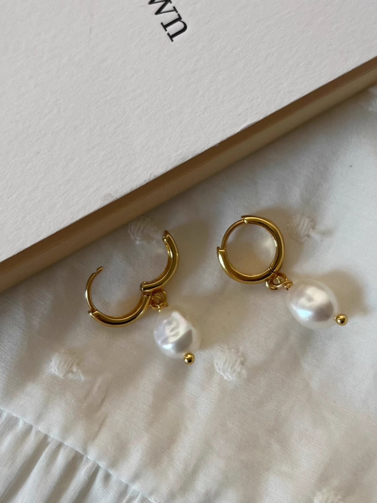 Baroque Freshwater Pearl Stud Earrings for Women, Irregular Vintage Style, Elegant Ear Accessories for Timeless Fashion Baroque Freshwater Pearl Stud Earrings for Women, Irregular Vintage Style, Elegant Ear Accessories for Timeless Fashion