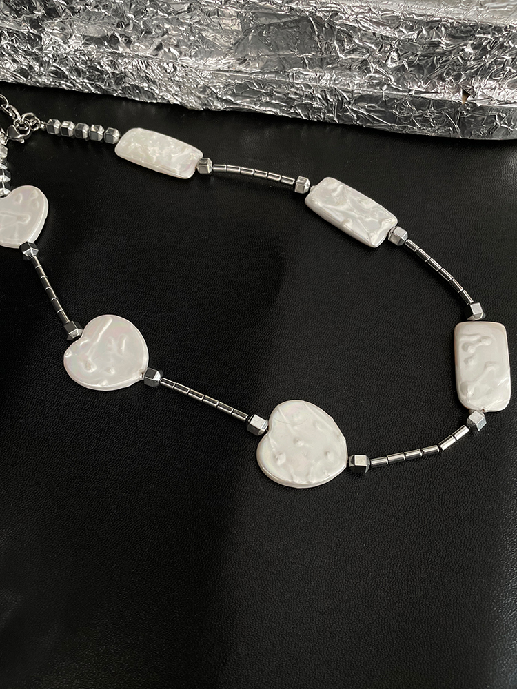Baroque Pearl Necklace for Women - Light Luxury High-End Clavicle Chain, Beaded Summer Accessory, Trendy Elegant Jewelry Baroque Pearl Necklace for Women - Light Luxury High-End Clavicle Chain, Beaded Summer Accessory, Trendy Elegant Jewelry