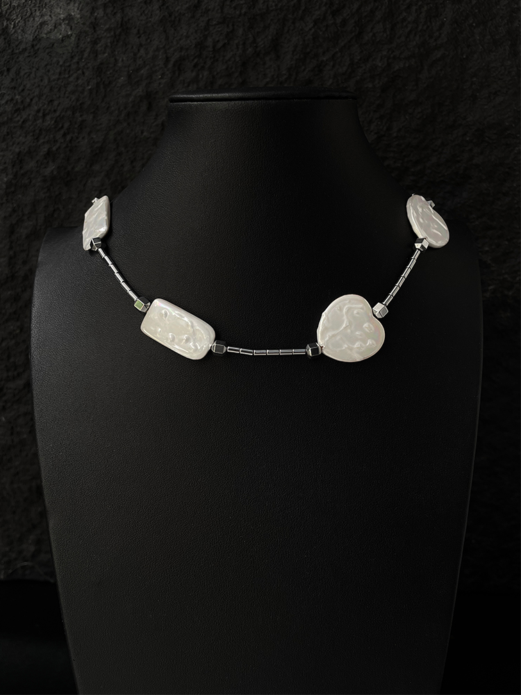 Baroque Pearl Necklace for Women - Light Luxury High-End Clavicle Chain, Beaded Summer Accessory, Trendy Elegant Jewelry Baroque Pearl Necklace for Women - Light Luxury High-End Clavicle Chain, Beaded Summer Accessory, Trendy Elegant Jewelry
