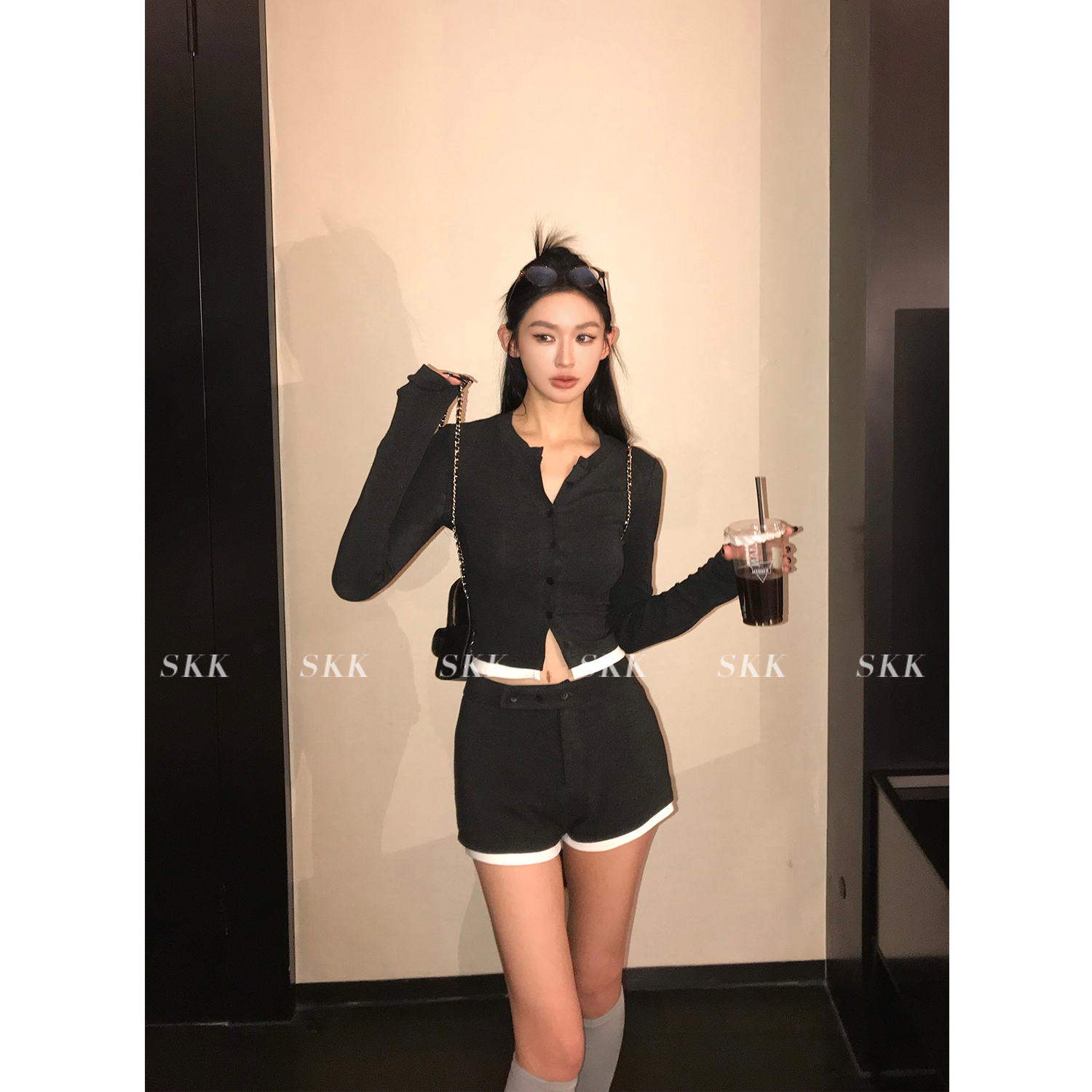 Beautiful Spicy Girl 2025 Spring Warm Slim Knit Sweater and Shorts Two-Piece Set for Women - Trendy Y2K Fashion Outfit