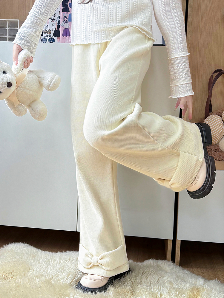 Beige Fleece-Lined Casual Straight Pants for Women - Cute Pudding Bear JK Uniform Winter Bow College Style Trousers Beige Fleece-Lined Casual Straight Pants for Women - Cute Pudding Bear JK Uniform Winter Bow College Style Trousers