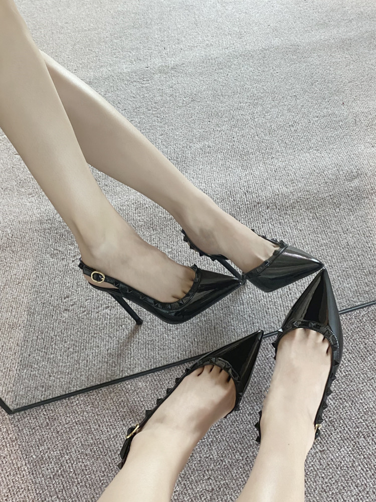 Black Patent Leather Studded Pointed Toe High Heels for Women, Sexy Dominatrix Style Thin Heels, 2025 Fashion Black Patent Leather Studded Pointed Toe High Heels for Women, Sexy Dominatrix Style Thin Heels, 2025 Fashion