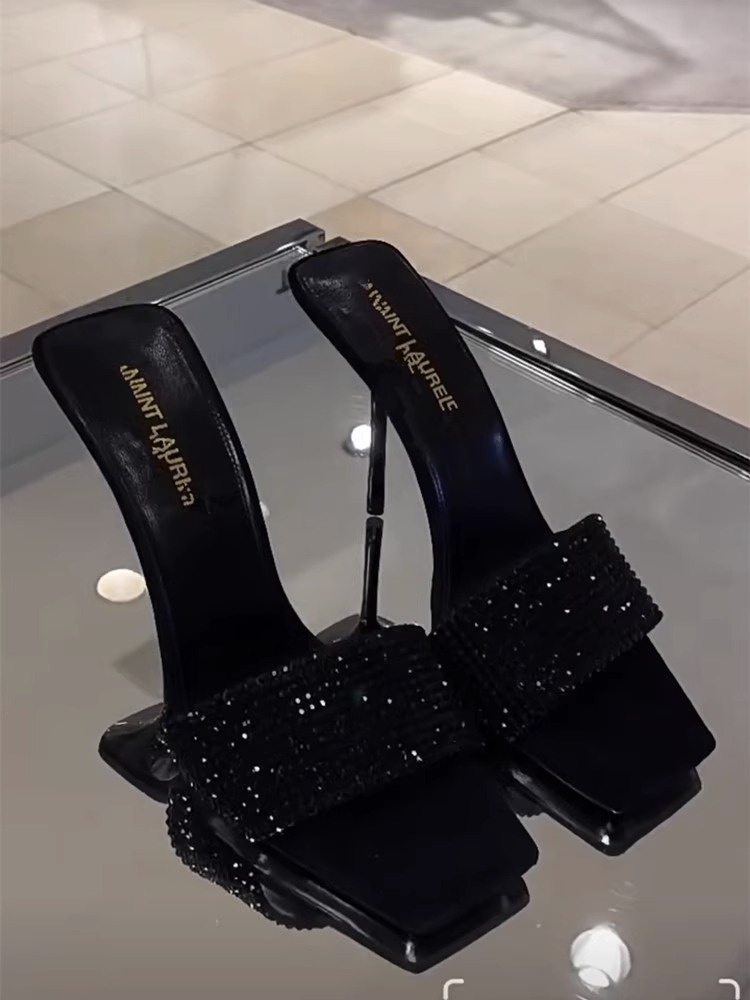 Black Rhinestone Open-Toe High-Heeled Sandals for Women, Square Toe, Thin Heel, Sexy One-Strap Design, Summer 2025 Fashion Black Rhinestone Open-Toe High-Heeled Sandals for Women, Square Toe, Thin Heel, Sexy One-Strap Design, Summer 2025 Fashion