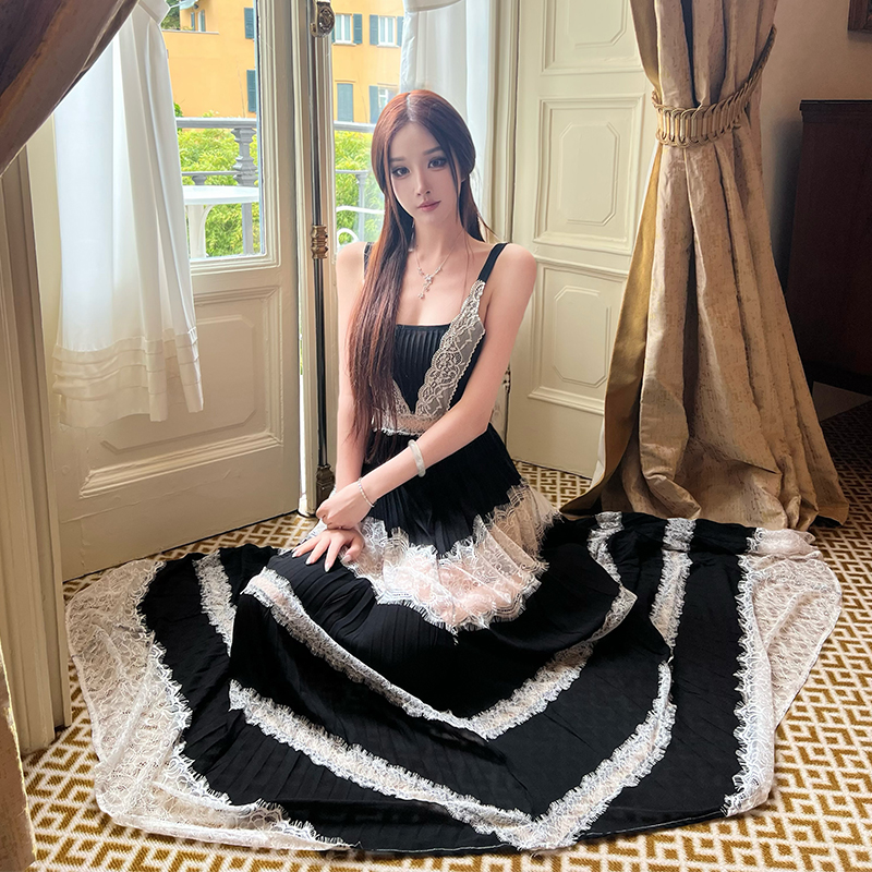 Black Ribbon Lace Splicing Dress - Women's Sling Dress in Socialite Style, Light Luxury Niche Design for Elegant Occasions