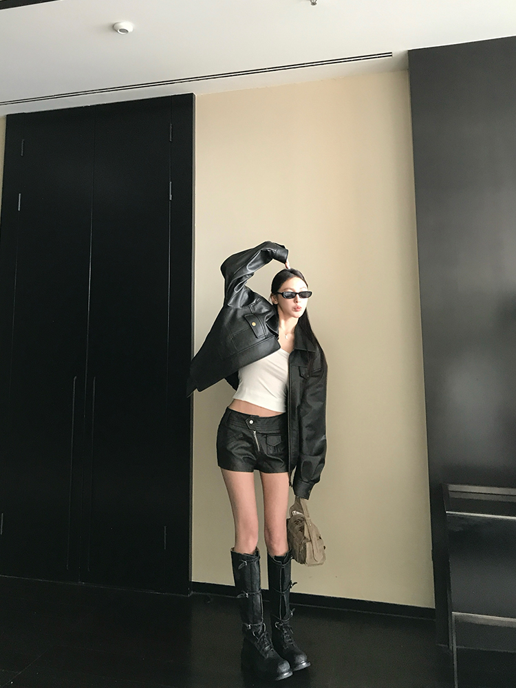 Black Vinyl Retro Motorcycle Jacket Set - Women's High-End Short Leather Jacket in Black and Brown, Y2K Style Black Vinyl Retro Motorcycle Jacket Set - Women's High-End Short Leather Jacket in Black and Brown, Y2K Style