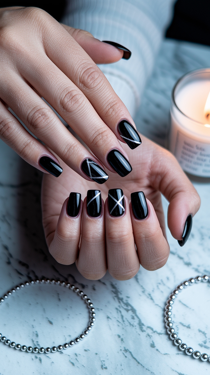 black nail inspo short