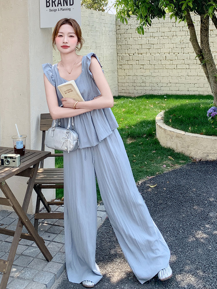 Blue Doll Shirt with Flying Sleeves and Wide-Leg Pants Set for Women - 2025 Summer Korean Style, Age-Reducing, Petite Fit Two-Piece Outfit Blue Doll Shirt with Flying Sleeves and Wide-Leg Pants Set for Women - 2025 Summer Korean Style, Age-Reducing, Petite Fit Two-Piece Outfit