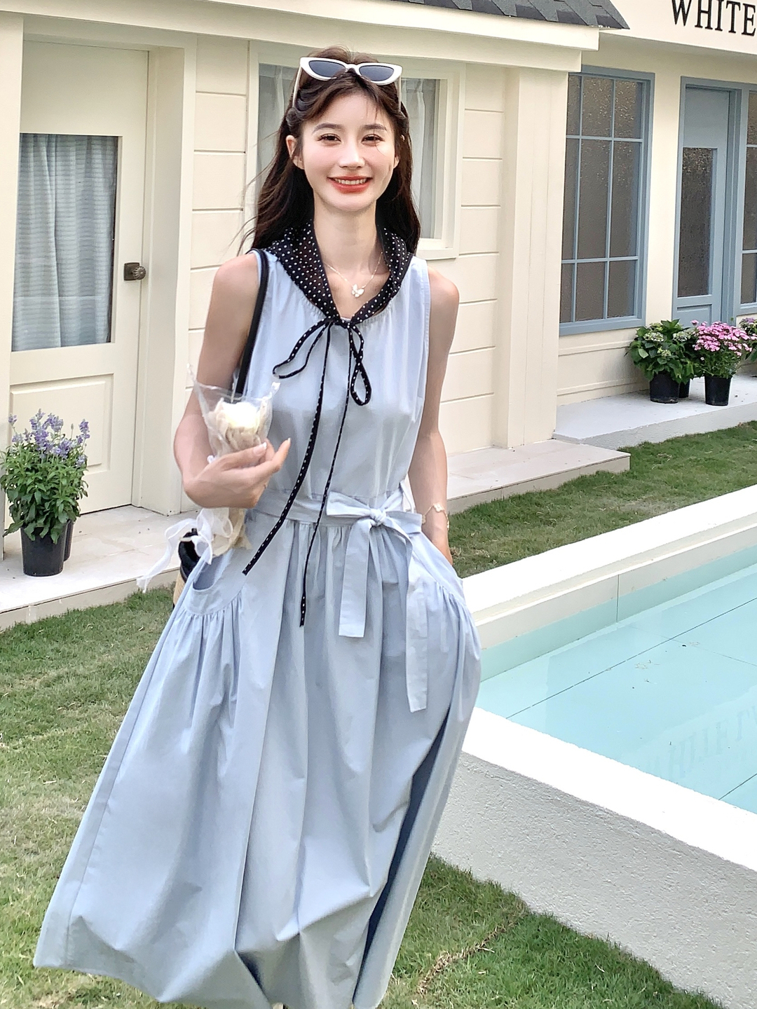 Blue Korean-Style Lace-Up Dress for Women - Stylish Casual Summer 2025 Tank Dress with Temperament Design, Age-Reducing Look Blue Korean-Style Lace-Up Dress for Women - Stylish Casual Summer 2025 Tank Dress with Temperament Design, Age-Reducing Look