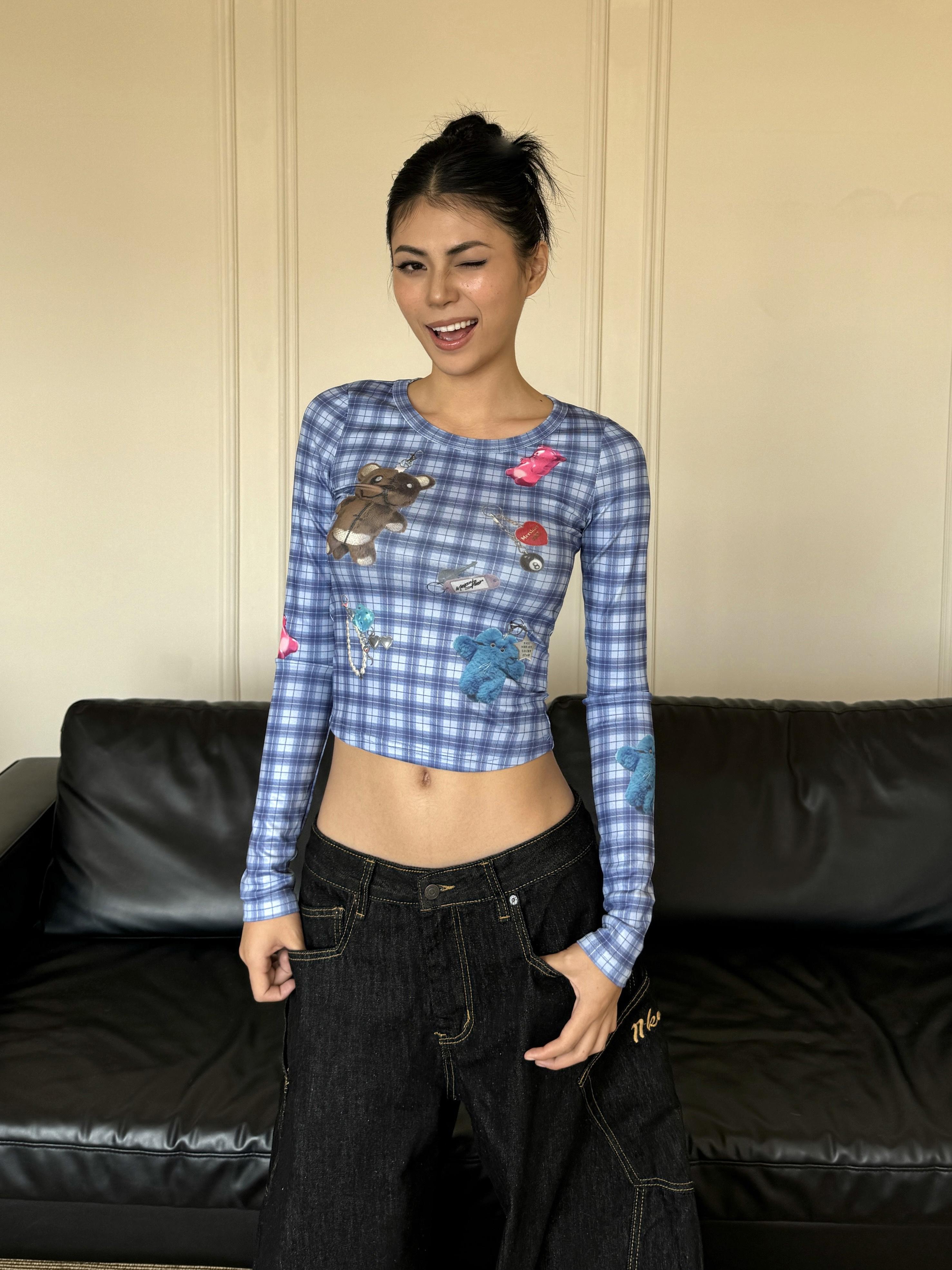 Blue Plaid Long Sleeve T-Shirt with Cute Bear Print, Slim Fit Summer Style for a Spicy Heat Look Blue Plaid Long Sleeve T-Shirt with Cute Bear Print, Slim Fit Summer Style for a Spicy Heat Look